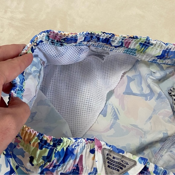 COLUMBIA / Women's PFG Super Backcast Water Short Abstract Size L - Picture 12 of 16